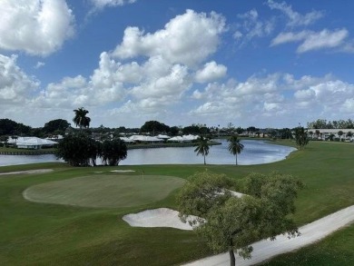Beach Condo For Sale in Atlantis, Florida