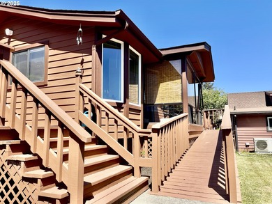 Beach Home For Sale in Brookings, Oregon