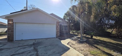 Beach Home For Sale in Mary Esther, Florida