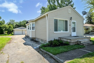 Beach Home For Sale in Sheffield Lake, Ohio