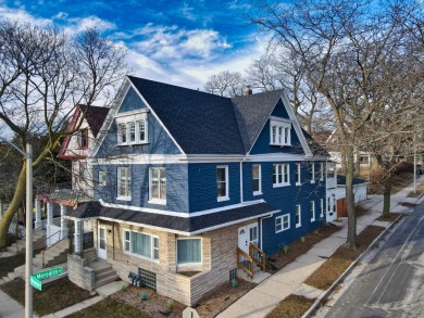 Beach Townhome/Townhouse Off Market in Milwaukee, Wisconsin