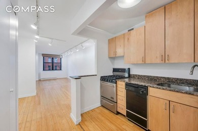 Beach Condo For Sale in New York, New York