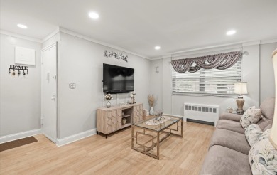 Beach Home Sale Pending in Howard Beach, New York