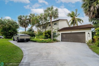 Beach Home For Sale in Deerfield Beach, Florida