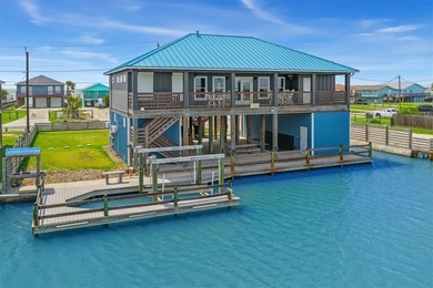 Beach Home For Sale in Rockport, Texas