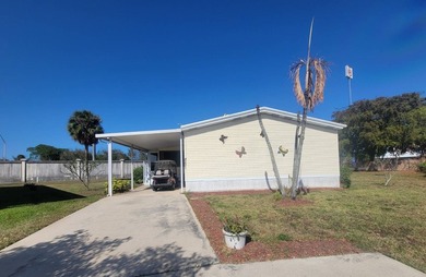 Beach Home For Sale in West Palm Beach, Florida