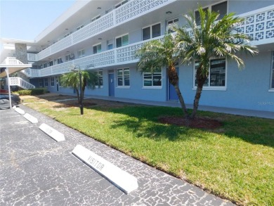 Beach Condo For Sale in St. Petersburg, Florida
