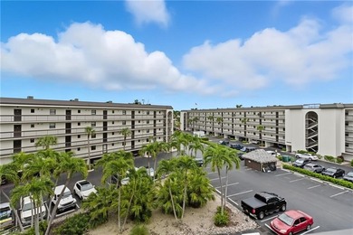 Beach Condo For Sale in Marco Island, Florida