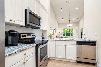 Beach Townhome/Townhouse For Sale in Vero Beach, Florida