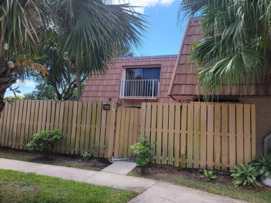 Beach Townhome/Townhouse For Sale in West Palm Beach, Florida