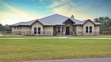 Beach Home For Sale in Rockport, Texas