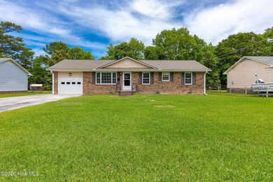 Beach Home For Sale in Morehead City, North Carolina
