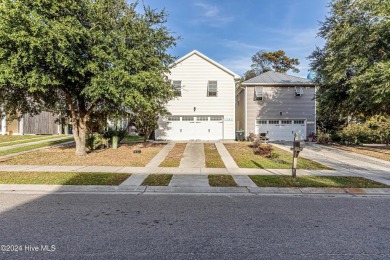 Beach Townhome/Townhouse For Sale in Surf City, North Carolina