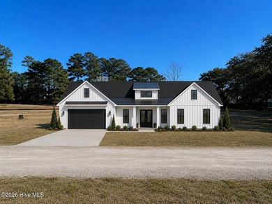 Beach Home For Sale in Ocean Isle Beach, North Carolina