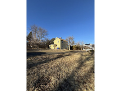 Beach Home Sale Pending in Branford, Connecticut