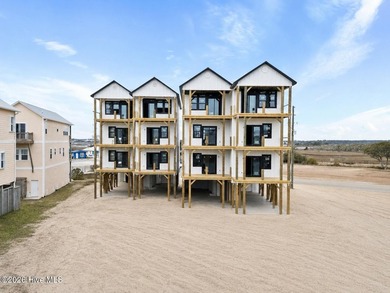 Beach Townhome/Townhouse For Sale in Surf City, North Carolina