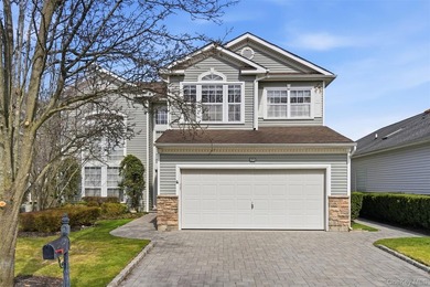 Beach Home For Sale in Mount Sinai, New York