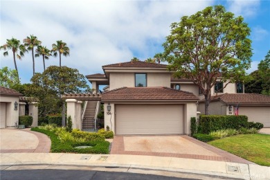 Beach Condo For Sale in Newport Beach, California