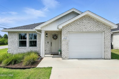 Beach Home Active Under Contract in Panama City, Florida