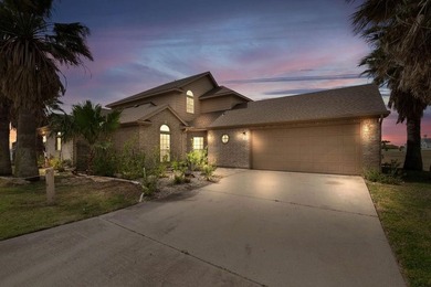 Beach Home For Sale in Rockport, Texas
