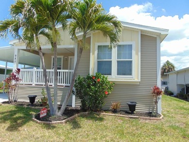 Beach Home For Sale in Venice, Florida