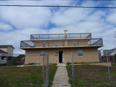 Beach Home For Sale in Corpus Christi, Texas