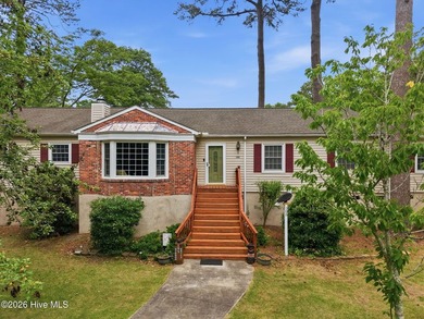 Beach Home Active Under Contract in Washington, North Carolina