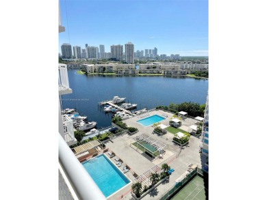 Beach Condo For Sale in Aventura, Florida