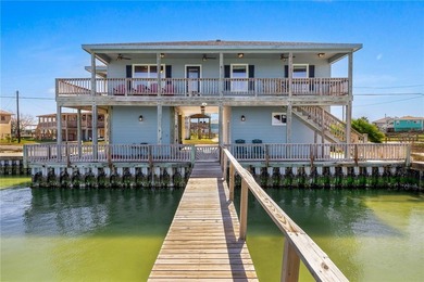 Beach Home For Sale in Rockport, Texas