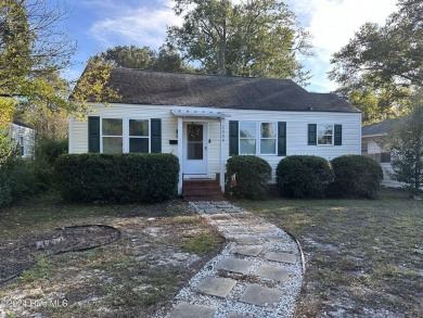 Beach Home For Sale in Wilmington, North Carolina