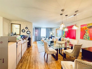 Beach Home For Sale in Bronx, New York