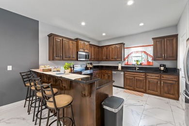 Beach Home Sale Pending in Fort Walton Beach, Florida