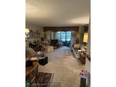 Beach Condo For Sale in Tamarac, Florida