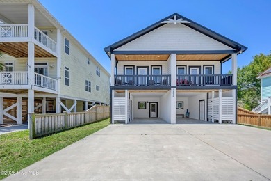 Beach Townhome/Townhouse Sale Pending in Carolina Beach, North Carolina
