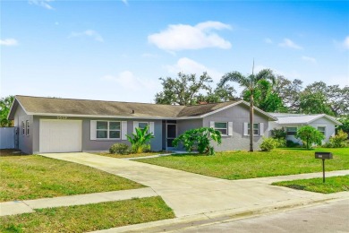 Beach Home For Sale in Sarasota, Florida