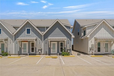 Beach Townhome/Townhouse For Sale in Corpus Christi, Texas