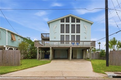 Beach Home For Sale in Port Aransas, Texas