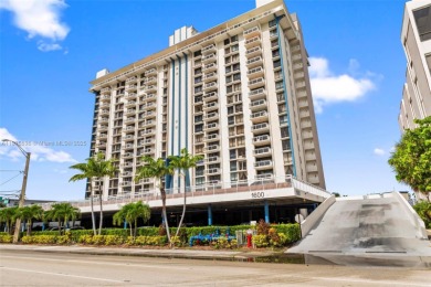 Beach Condo For Sale in Hollywood, Florida