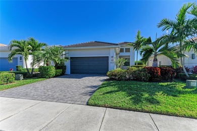Beach Home For Sale in Bradenton, Florida