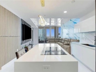 Beach Condo For Sale in Miami, Florida
