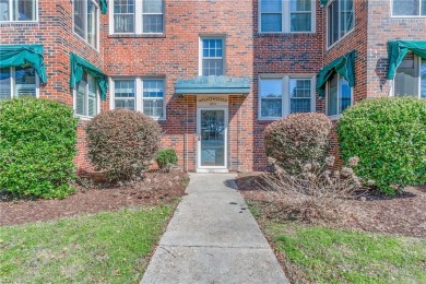 Beach Home For Sale in Norfolk, Virginia