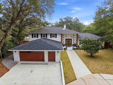 Beach Home For Sale in Gulf Breeze, Florida