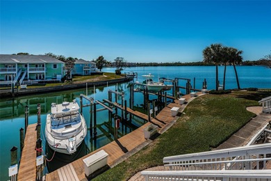 Beach Condo For Sale in St. Petersburg, Florida
