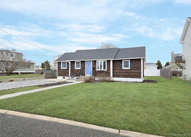 Beach Home Sale Pending in Amityville, New York