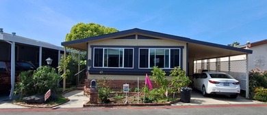 Beach Home For Sale in Huntington Beach, California