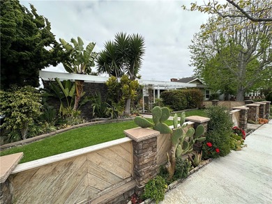 Beach Home Active Under Contract in Huntington Beach, California