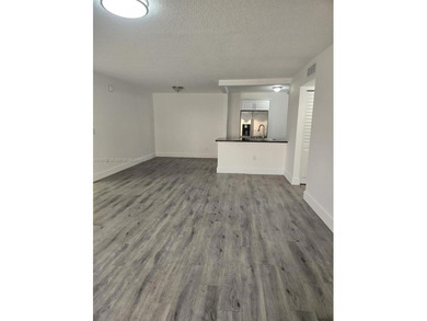 Beach Condo For Sale in Miami, Florida