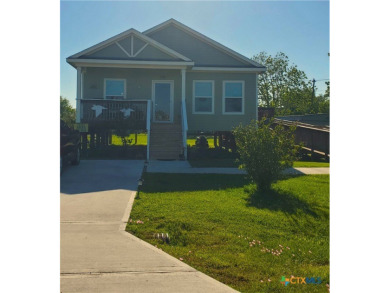Beach Home For Sale in Seadrift, Texas