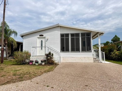 Beach Home For Sale in Bradenton, Florida