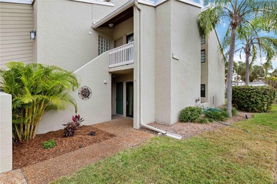 Beach Condo For Sale in Longboat Key, Florida